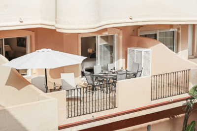 2 Bedroom Ground Floor Apartment in Nueva Andalucía - Image 3