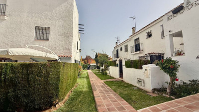 2 Bedroom Townhouse in Marbella - Image 5