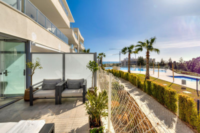 3 Bedroom Ground Floor Apartment in Mijas Costa - Image 1