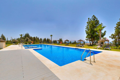 3 Bedroom Ground Floor Apartment in Mijas Costa - Image 5