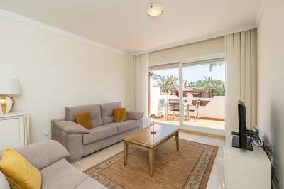 2 Bedroom Middle Floor Apartment in Marbella - Image 3