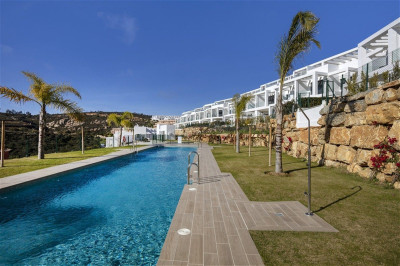 3 Bedroom Townhouse in Manilva - Image 4