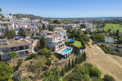 6 Bedroom Detached Villa in Mijas - Image 5