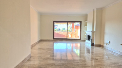 3 Bedroom Penthouse Duplex in Guadalmina Baja - Image 4
