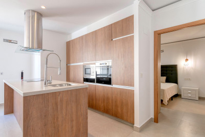 3 Bedroom Middle Floor Apartment in Puerto Banús - Image 5