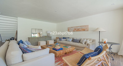 5 Bedroom Detached Villa in Sotogrande Costa - Image 3
