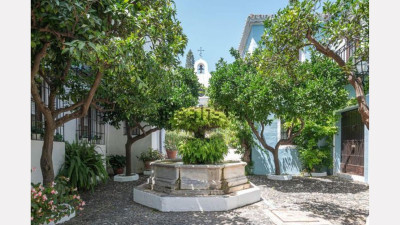 3 Bedroom Townhouse in The Golden Mile - Image 2