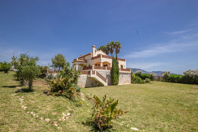 3 Bedroom Detached Villa in La Cala de Mijas - Image 4