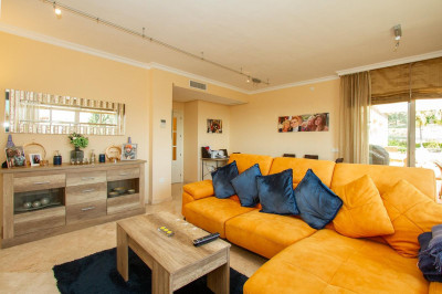 3 Bedroom Penthouse in La Mairena - Image 1