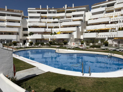 2 Bedroom Middle Floor Apartment in Nueva Andalucía - Image 1