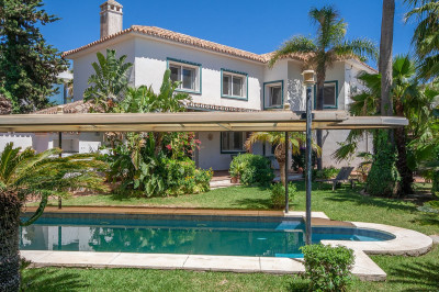 4 Bedroom Detached Villa in Marbesa - Image 1