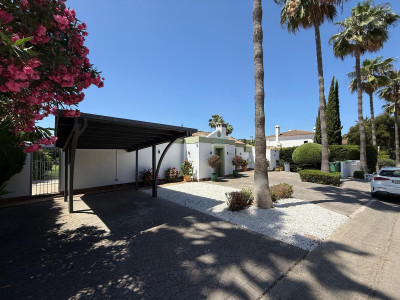 4 Bedroom Detached Villa in Sotogrande Alto - Image 3
