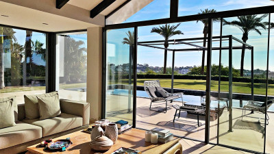 5 Bedroom Detached Villa in Benahavís - Image 2