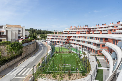 2 Bedroom Middle Floor Apartment in Mijas
