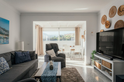 3 Bedroom Penthouse in La Campana - Image 5