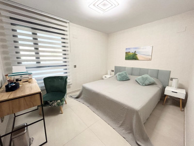 3 Bedroom Middle Floor Apartment in La Quinta - Image 4