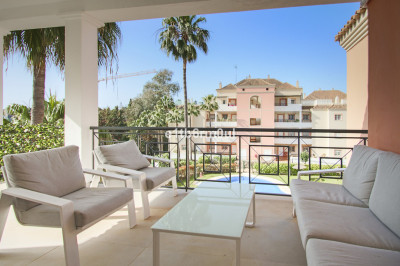 2 Bedroom Middle Floor Apartment in Nueva Andalucía