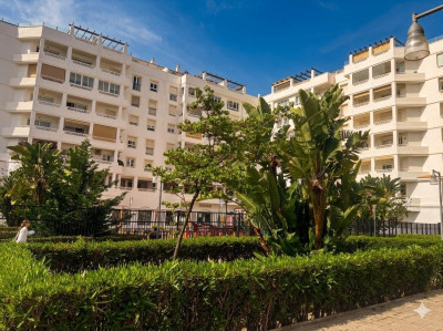 4 Bedroom Penthouse in Marbella - Image 3