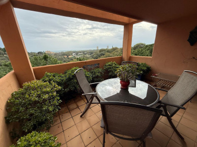 2 Bedroom Middle Floor Apartment in Elviria