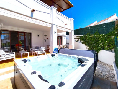 4 Bedroom Semi-Detached House in Casares
