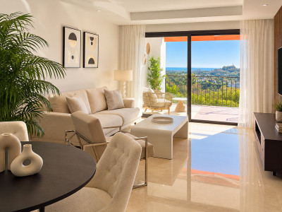 2 Bedroom Middle Floor Apartment in La Quinta - Image 2