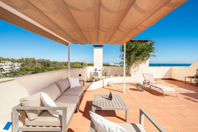 2 Bedroom Penthouse in Calahonda - Image 1