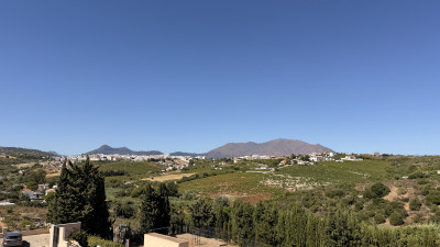 3 Bedroom Townhouse in La Duquesa - Image 2