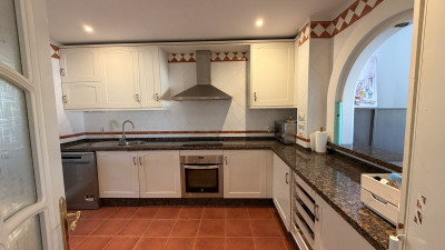 3 Bedroom Townhouse in La Duquesa - Image 5