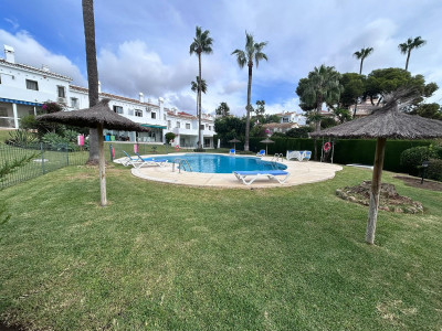 3 Bedroom Townhouse in Riviera del Sol - Image 1