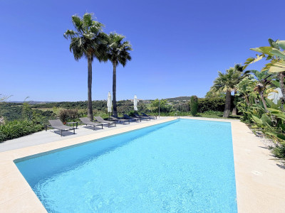 3 Bedroom Penthouse in Casares Playa - Image 5
