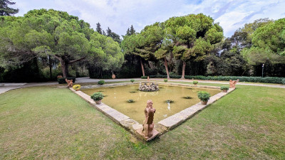 16 Bedroom Detached Villa in Sotogrande - Image 4