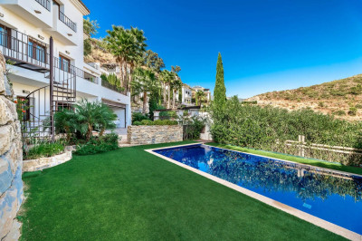 5 Bedroom Detached Villa in Benahavís - Image 4