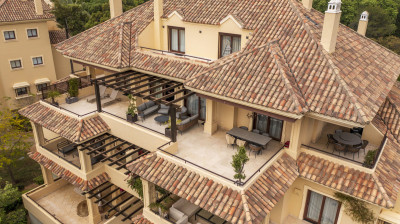 4 Bedroom Penthouse in Sotogrande - Image 1