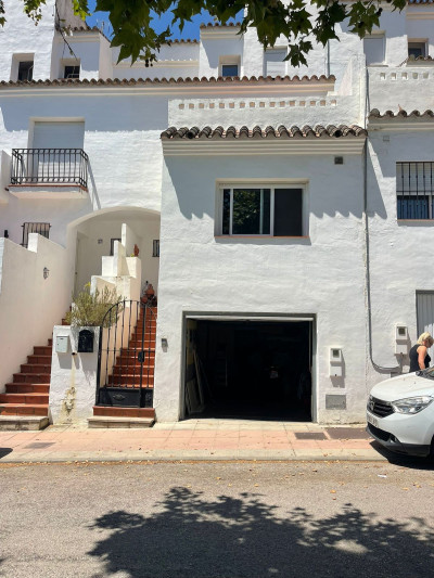3 Bedroom Townhouse in Estepona