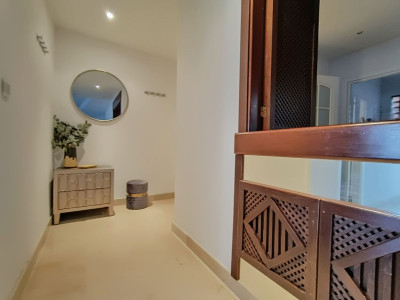 3 Bedroom Middle Floor Apartment in The Golden Mile - Image 4