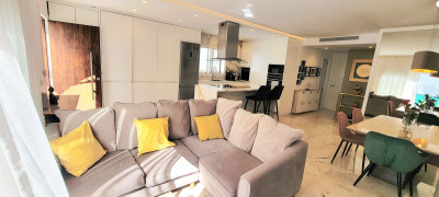 2 Bedroom Middle Floor Apartment in Puerto Banús - Image 3