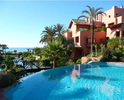 3 Bedroom Penthouse in Estepona - Image 3