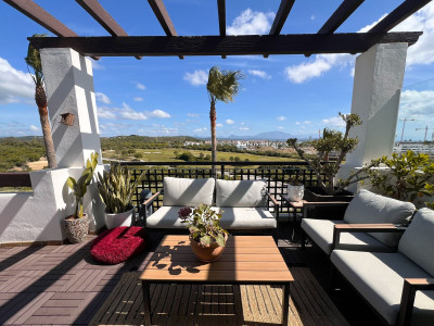 2 Bedroom Middle Floor Apartment in La Alcaidesa - Image 1
