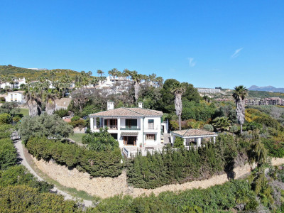 4 Bedroom Detached Villa in San Luis de Sabinillas - Image 1