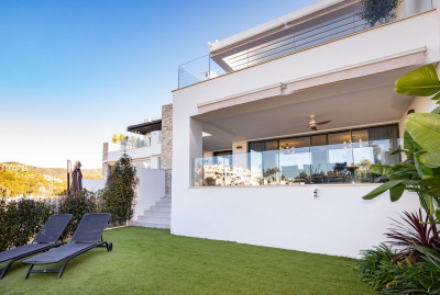 3 Bedroom Middle Floor Apartment in Cabopino - Image 3