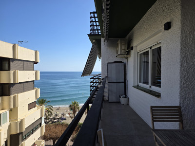 1 Bedroom Middle Floor Apartment in Marbella - Image 1