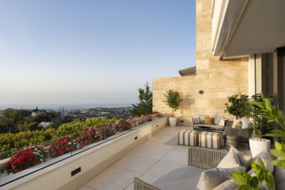 3 Bedroom Duplex in La Quinta - Image 4
