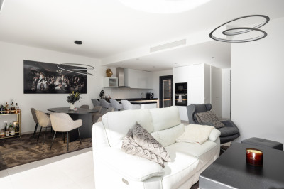 3 Bedroom Townhouse in Estepona - Image 5
