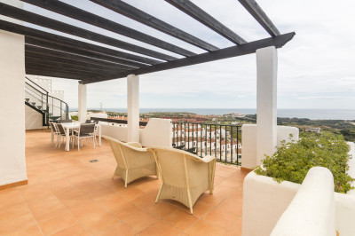3 Bedroom Penthouse in Doña Julia - Image 1