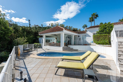 4 Bedroom Detached Villa in Benahavís - Image 1