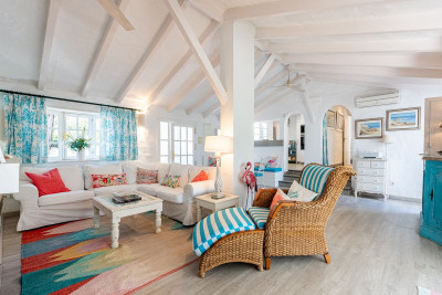 4 Bedroom Detached Villa in Benahavís - Image 4