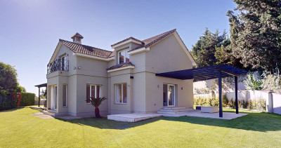 6 Bedroom Detached Villa in Sotogrande Costa