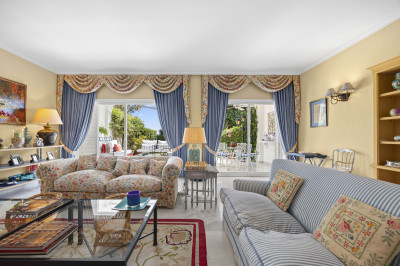 5 Bedroom Townhouse in La Quinta - Image 3
