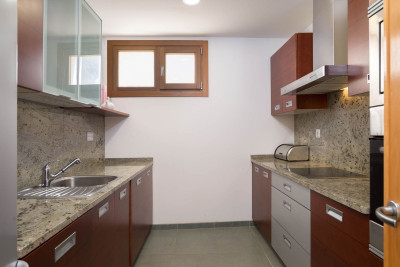 3 Bedroom Middle Floor Apartment in Altos de los Monteros - Image 4