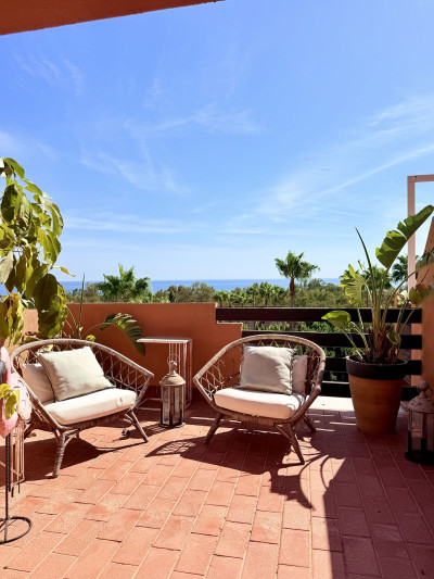 3 Bedroom Penthouse Duplex in Casares Playa - Image 1